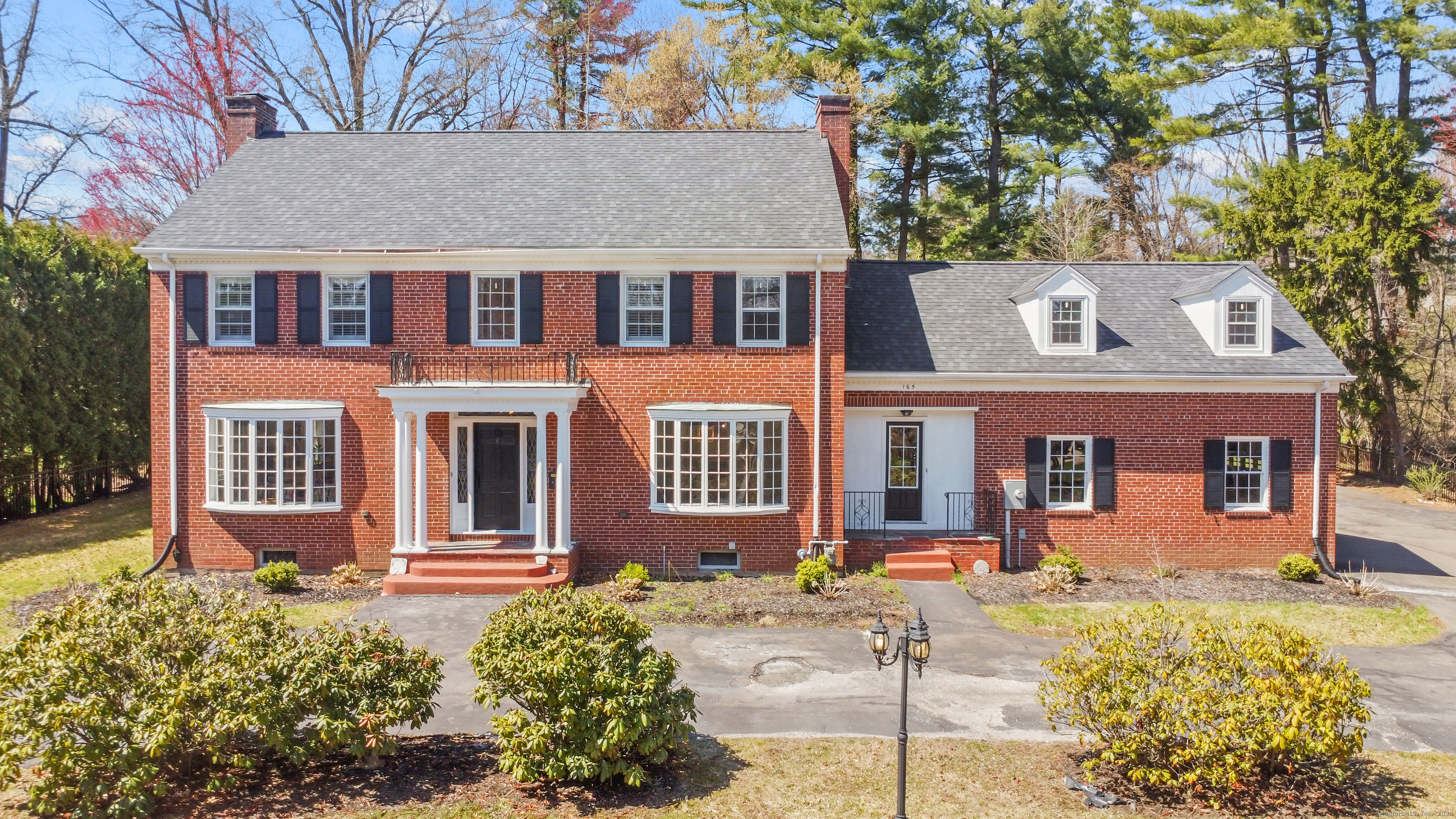 165 Scarborough Street Hartford CT 06105