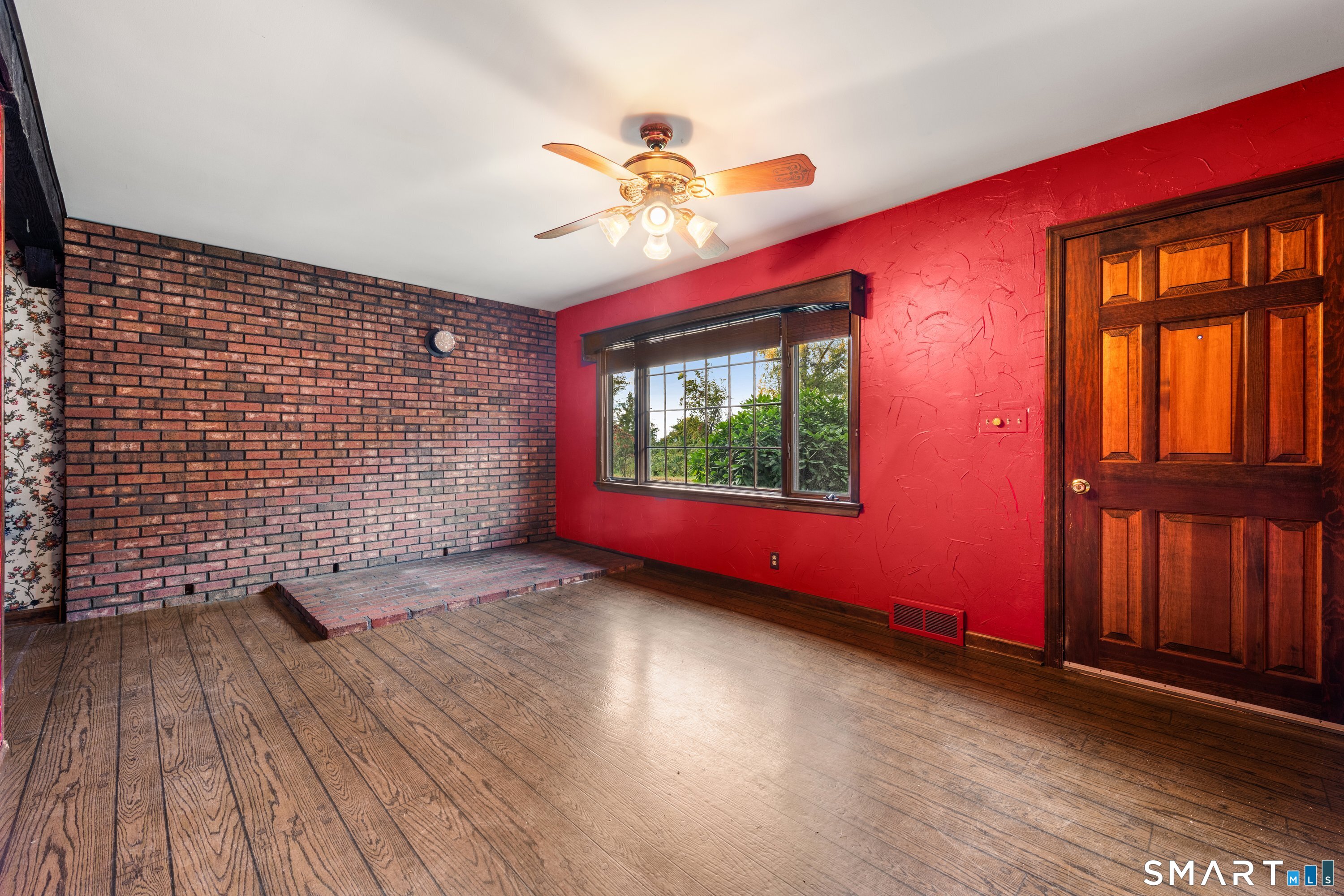 559 Oak Bluff Avenue Stratford CT 06615