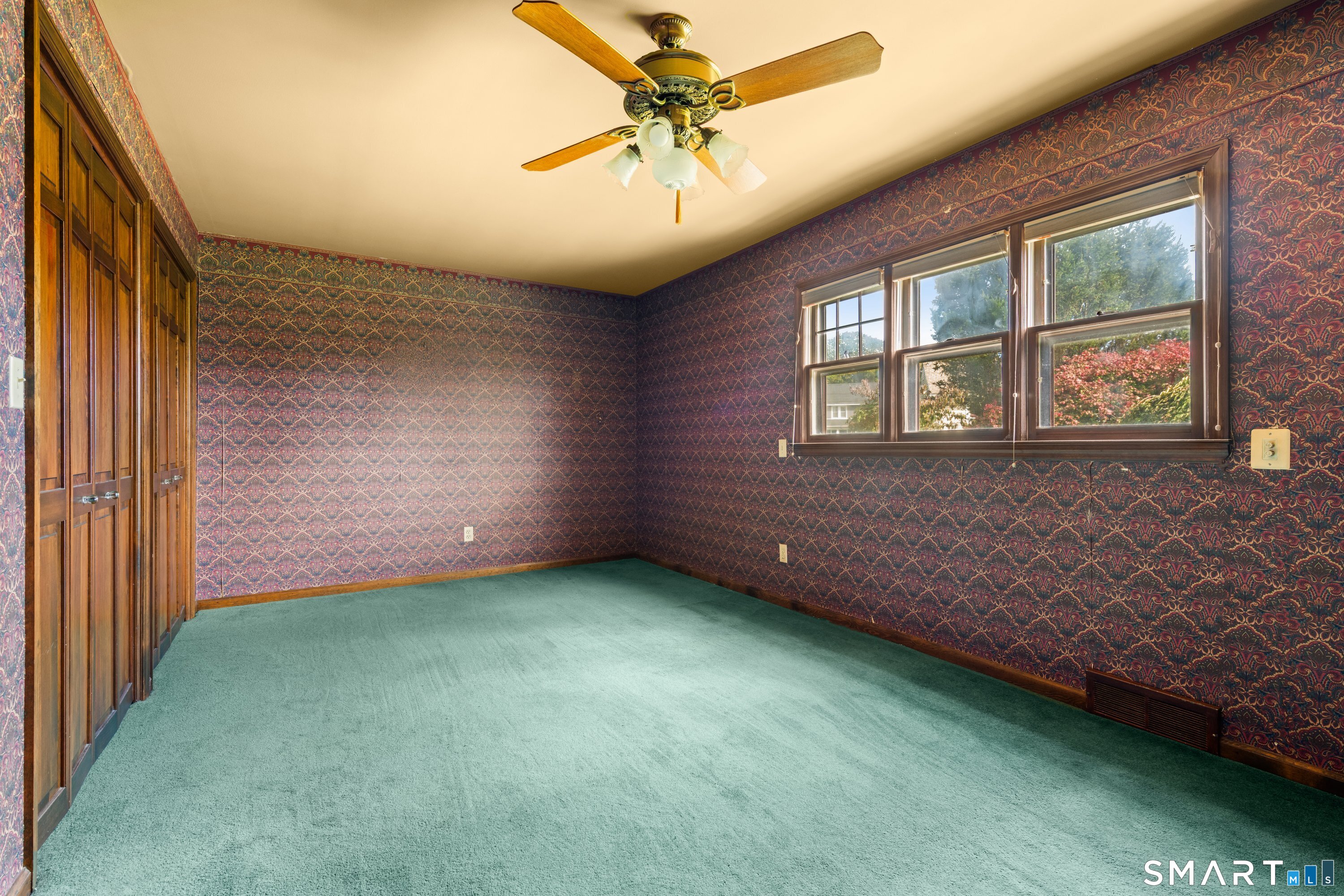 559 Oak Bluff Avenue Stratford CT 06615