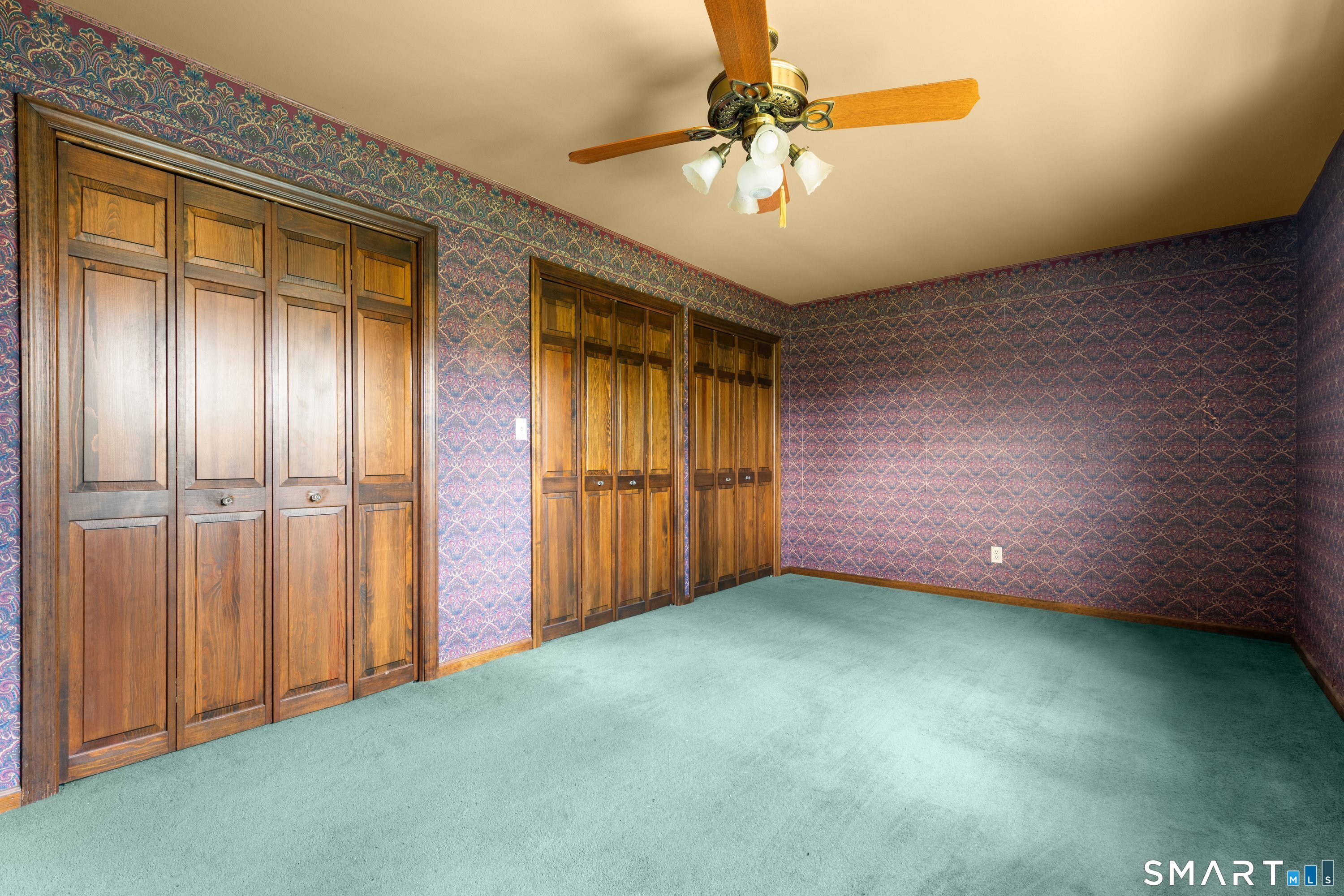 559 Oak Bluff Avenue Stratford CT 06615