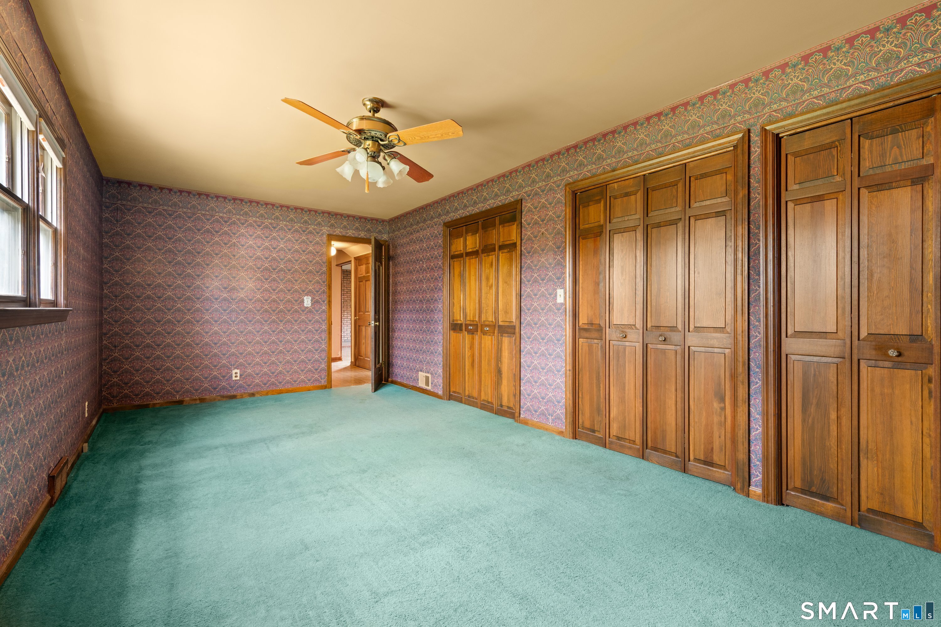 559 Oak Bluff Avenue Stratford CT 06615