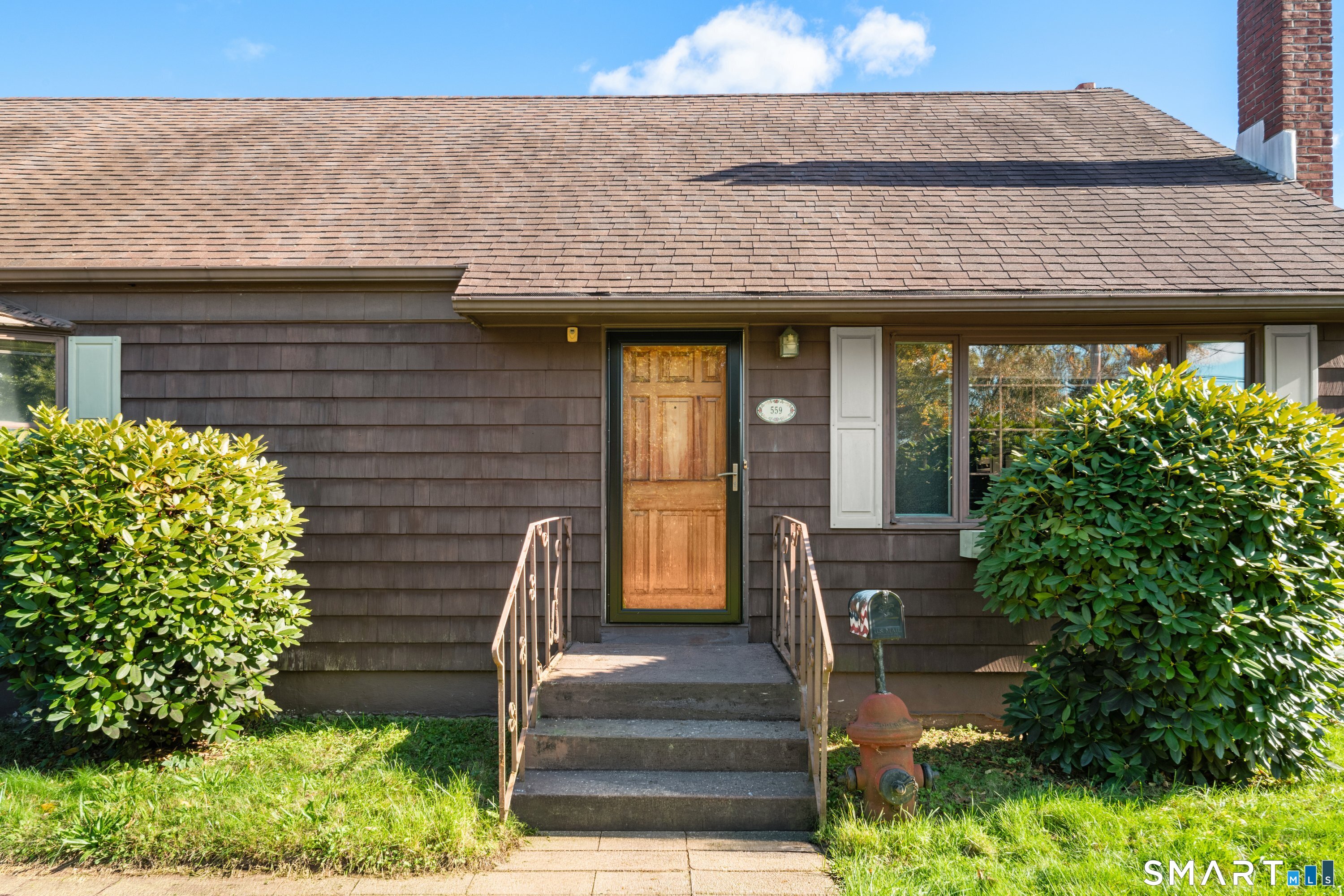 559 Oak Bluff Avenue Stratford CT 06615