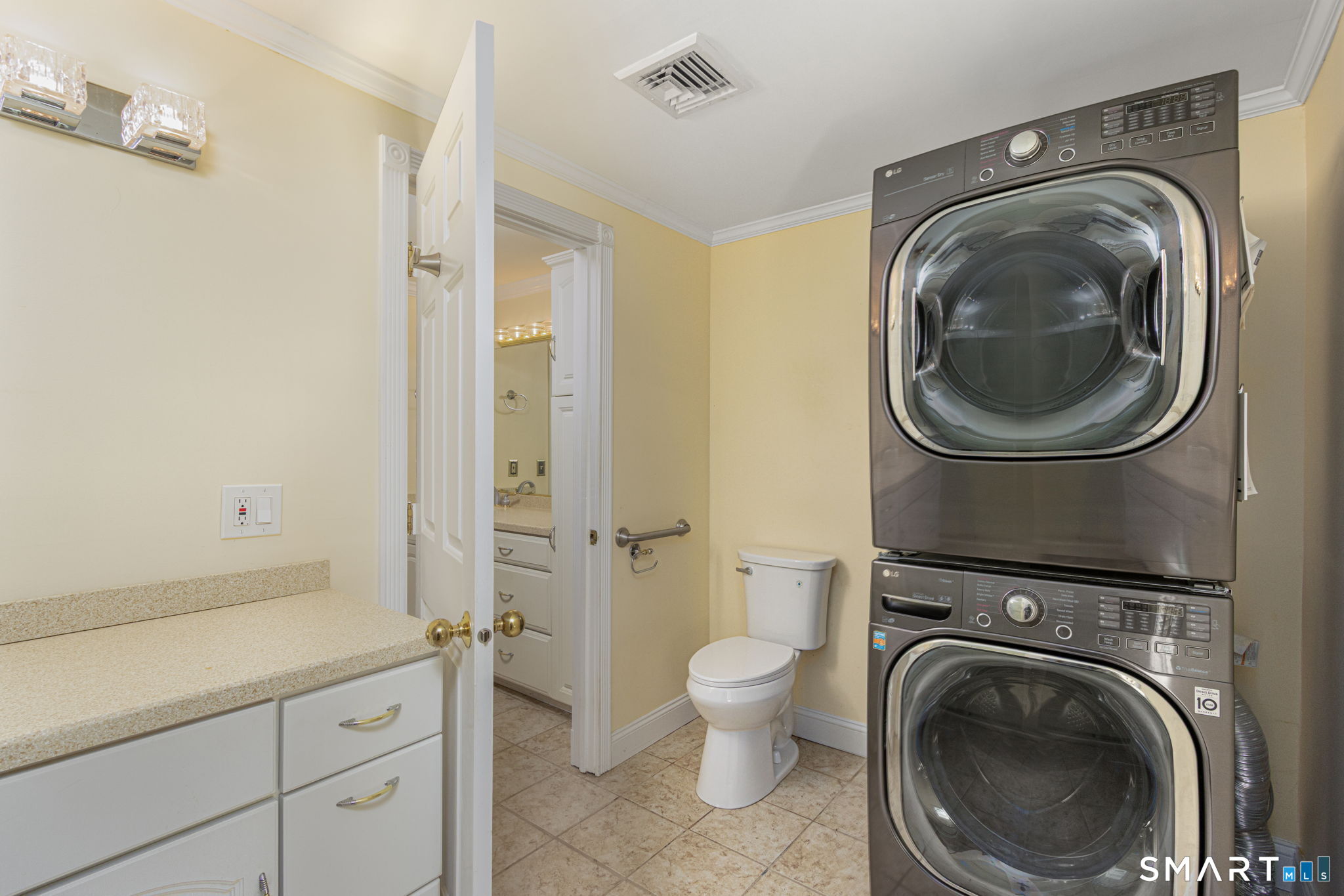 106 North Wawecus Hill Road Norwich CT 06360