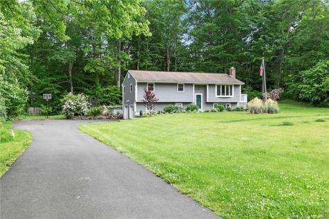13 Willow Run Brookfield CT 06804