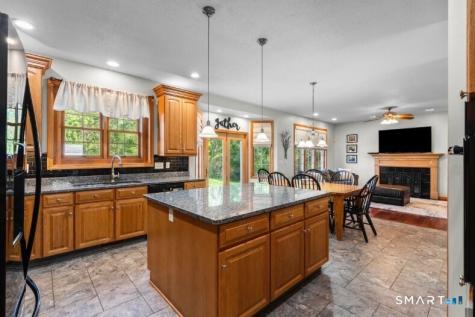 349 East Main Street Wallingford CT 06492