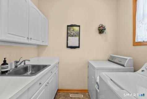 349 East Main Street Wallingford CT 06492