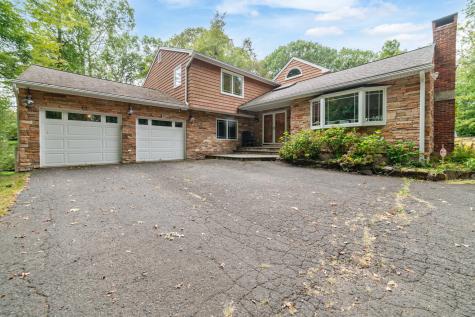 47 Mistletoe Drive Southbury CT 06488