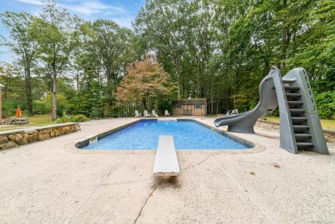 47 Mistletoe Drive Southbury CT 06488