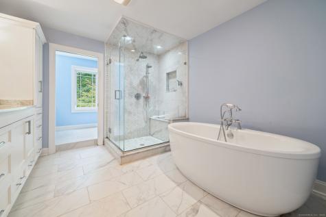 47 Mistletoe Drive Southbury CT 06488