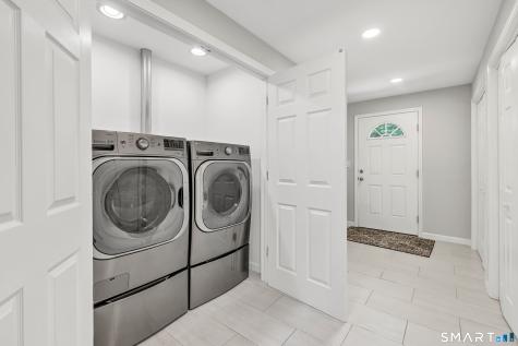 26 Westwood Road Trumbull CT 06611