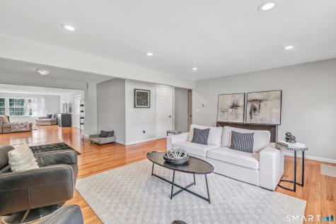 26 Westwood Road Trumbull CT 06611