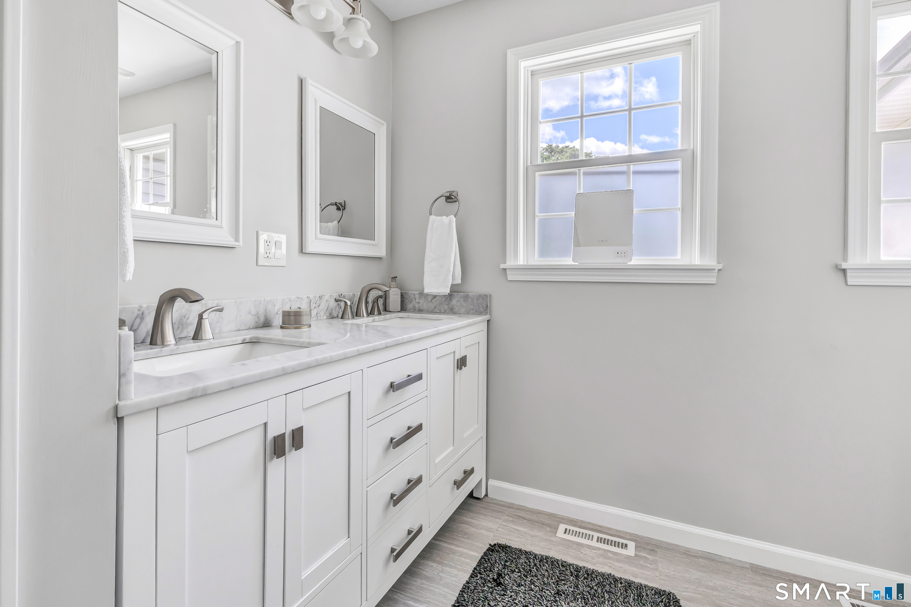 26 Westwood Road Trumbull CT 06611