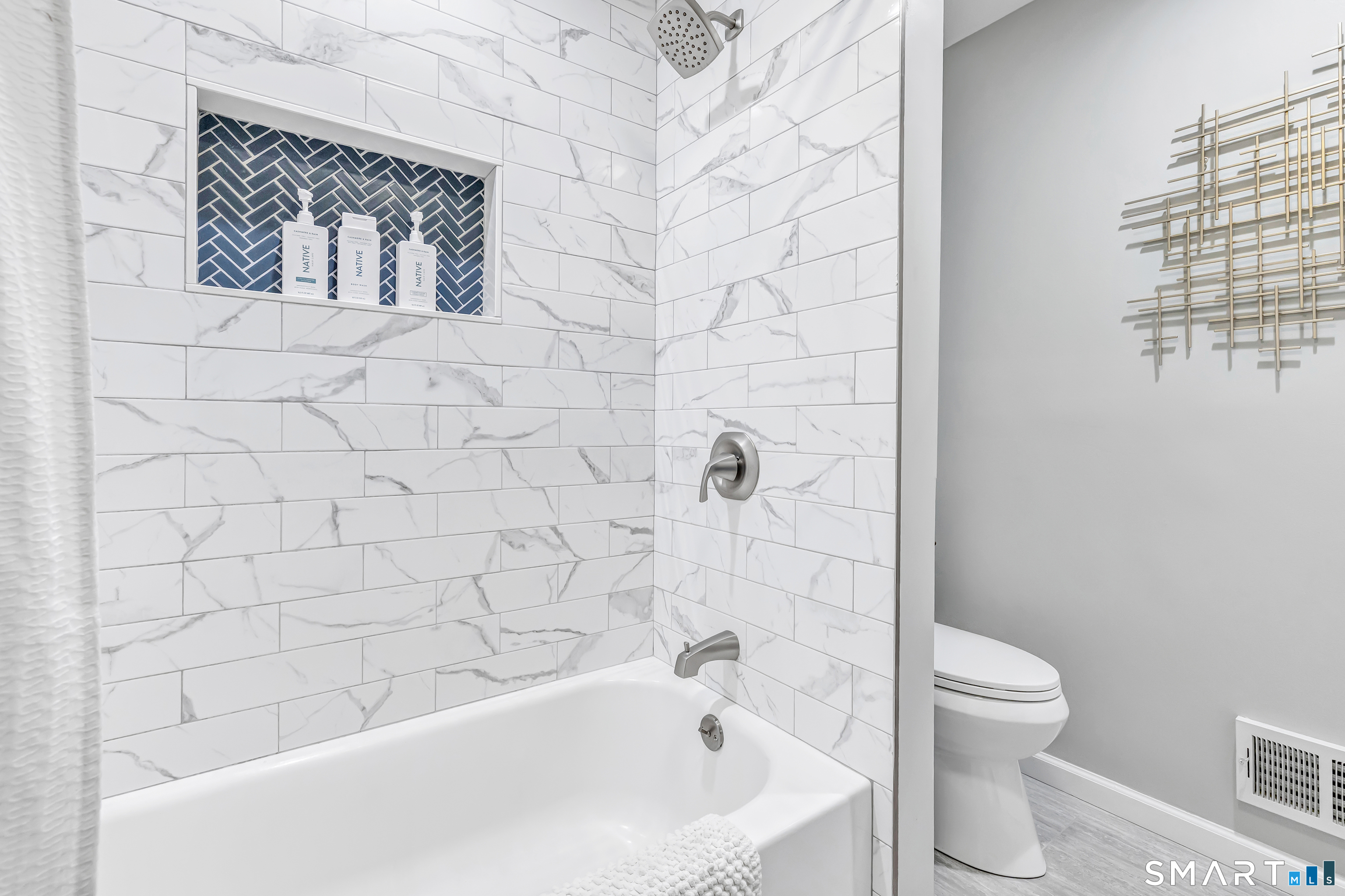 26 Westwood Road Trumbull CT 06611