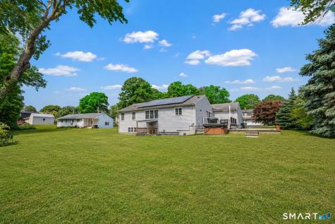26 Westwood Road Trumbull CT 06611
