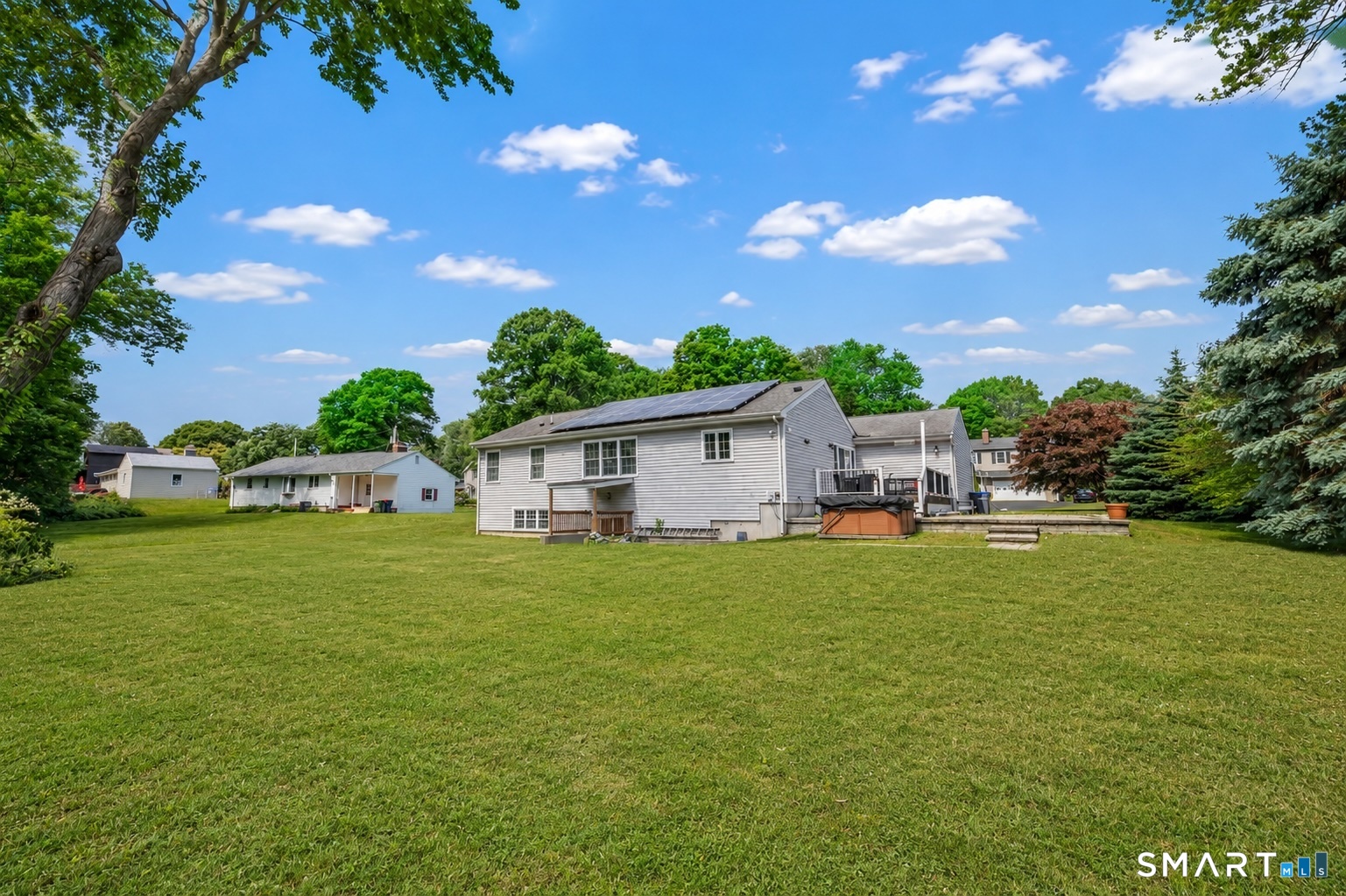 26 Westwood Road Trumbull CT 06611