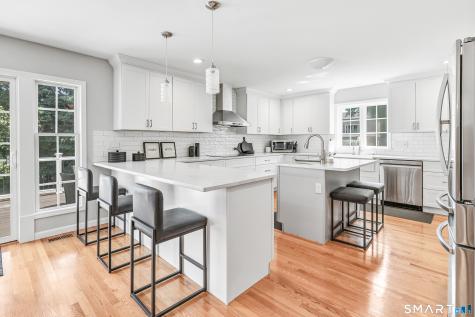 26 Westwood Road Trumbull CT 06611