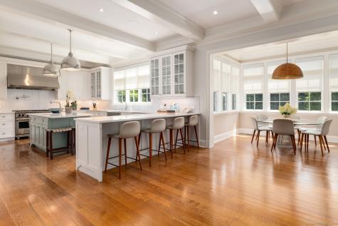 10 Copper Beech Road Greenwich CT 06830