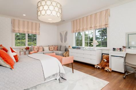 10 Copper Beech Road Greenwich CT 06830