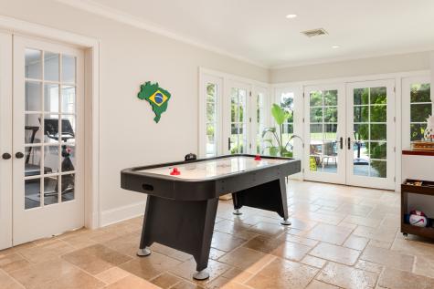 10 Copper Beech Road Greenwich CT 06830