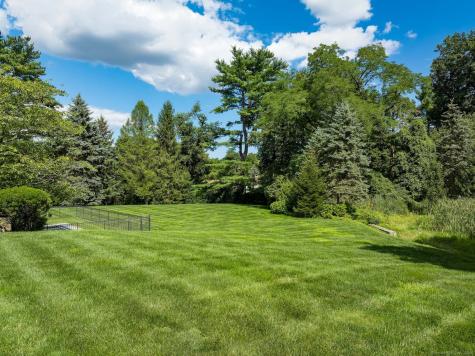10 Copper Beech Road Greenwich CT 06830