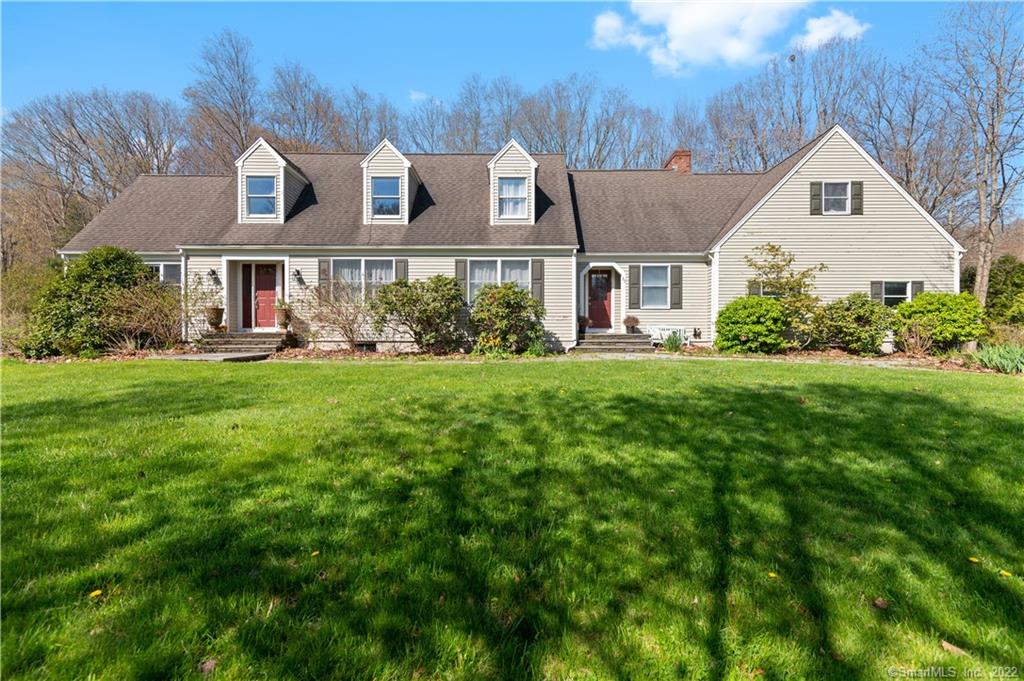 22 Village Drive East Lyme CT 06333