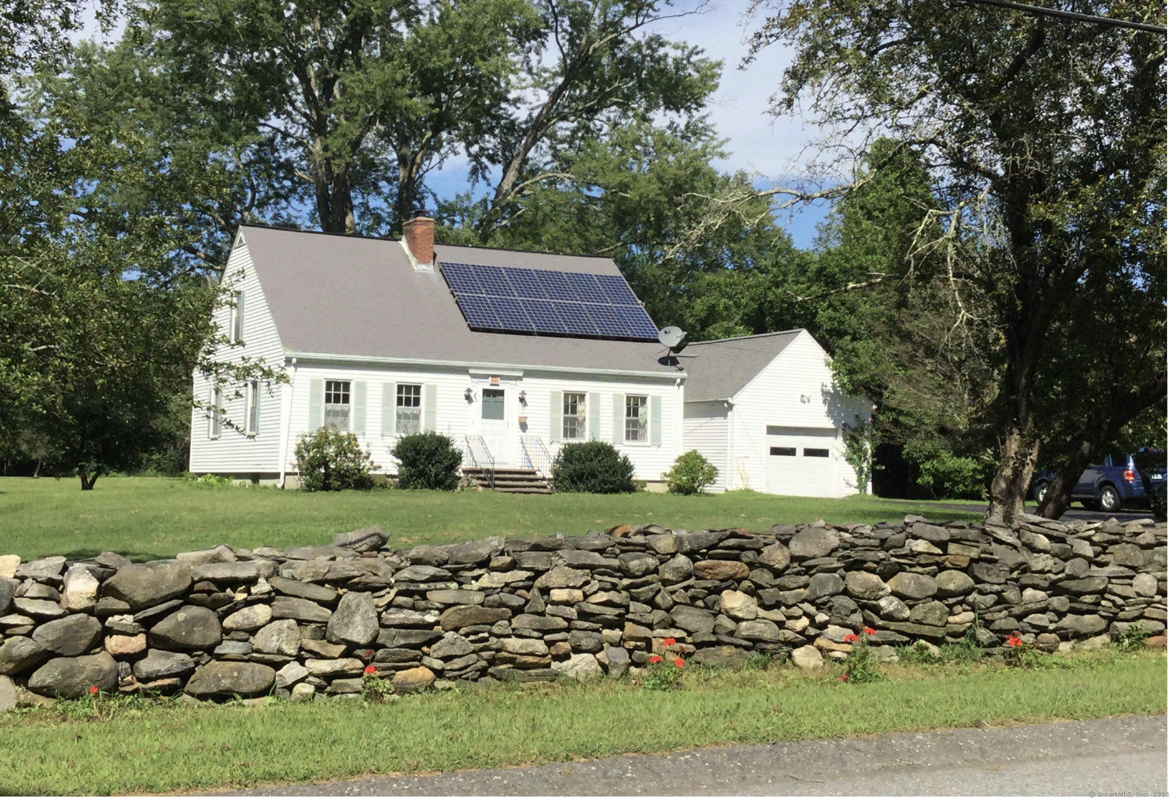 208 Heritage Road Putnam CT 06260