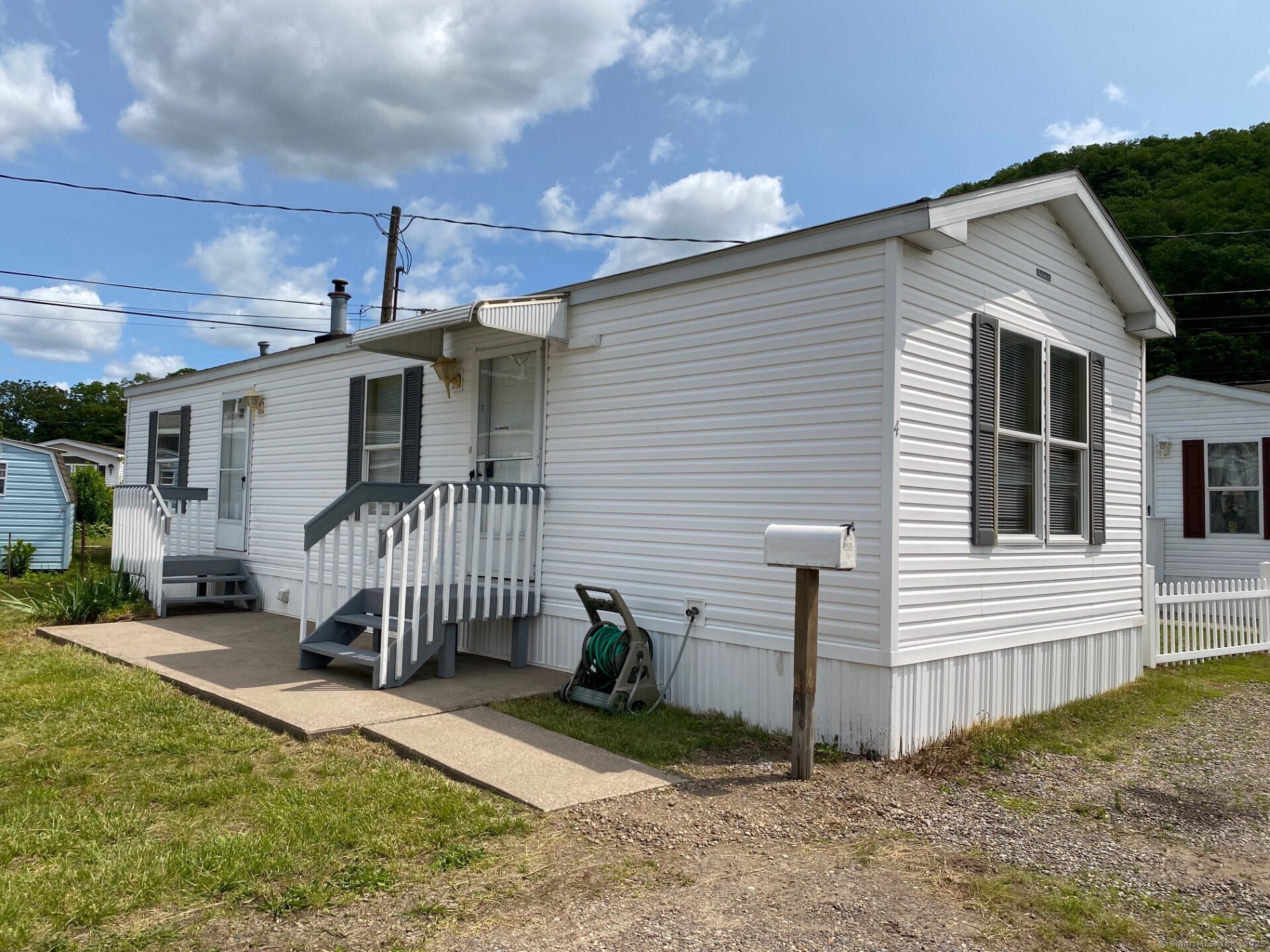 4 1ST Street Beacon Falls CT 06403