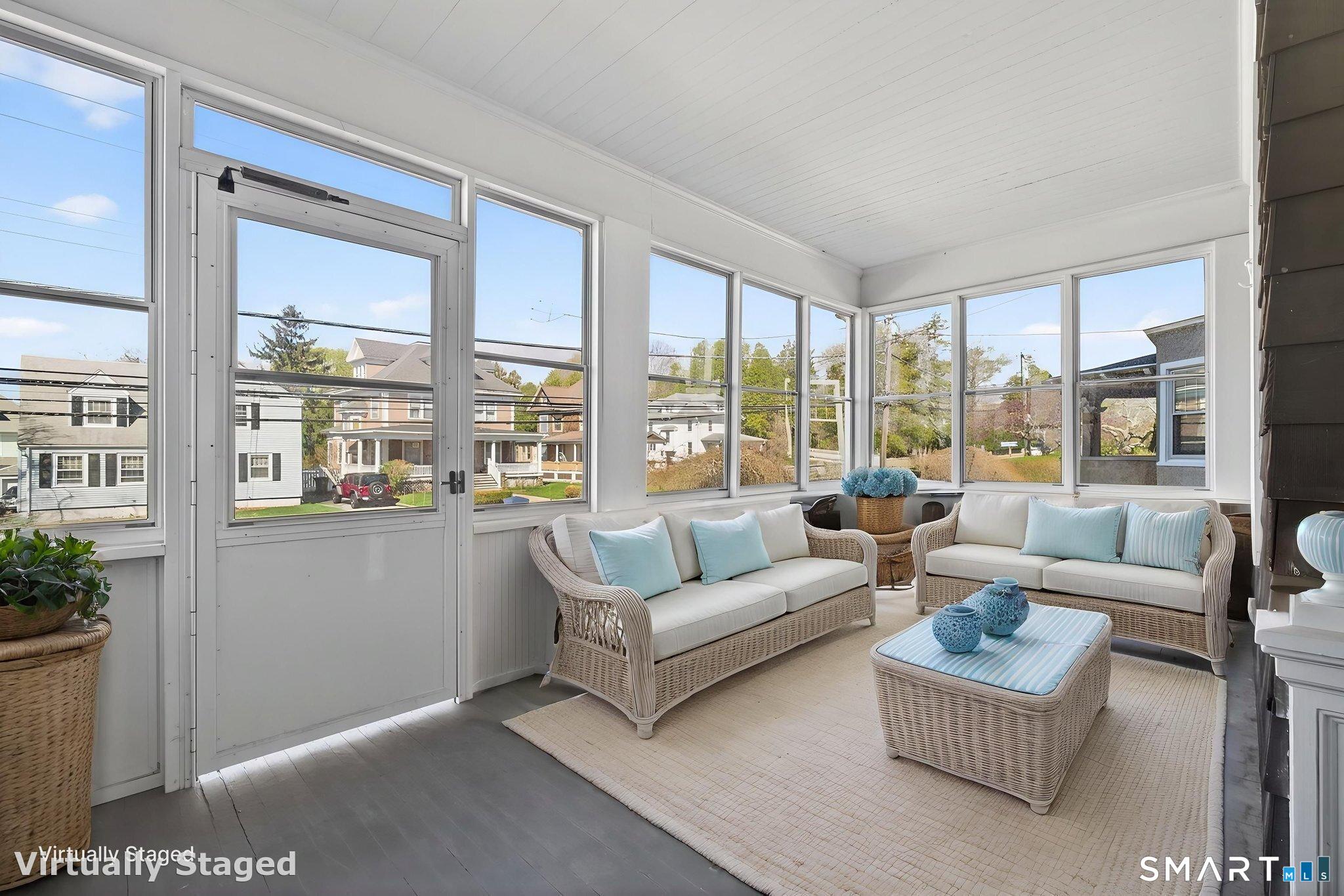 314 Ocean Avenue New London CT 06320