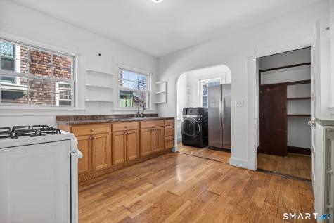 314 Ocean Avenue New London CT 06320