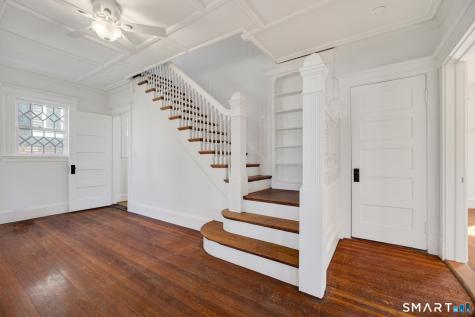 314 Ocean Avenue New London CT 06320