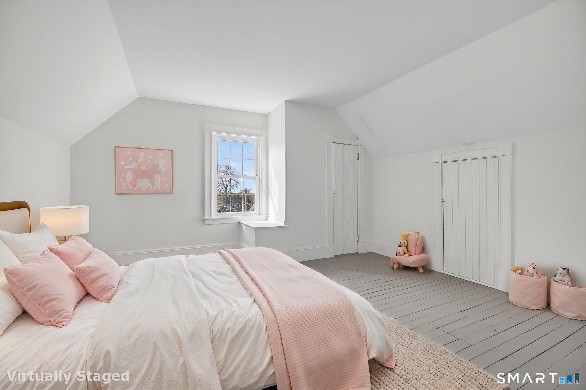 314 Ocean Avenue New London CT 06320