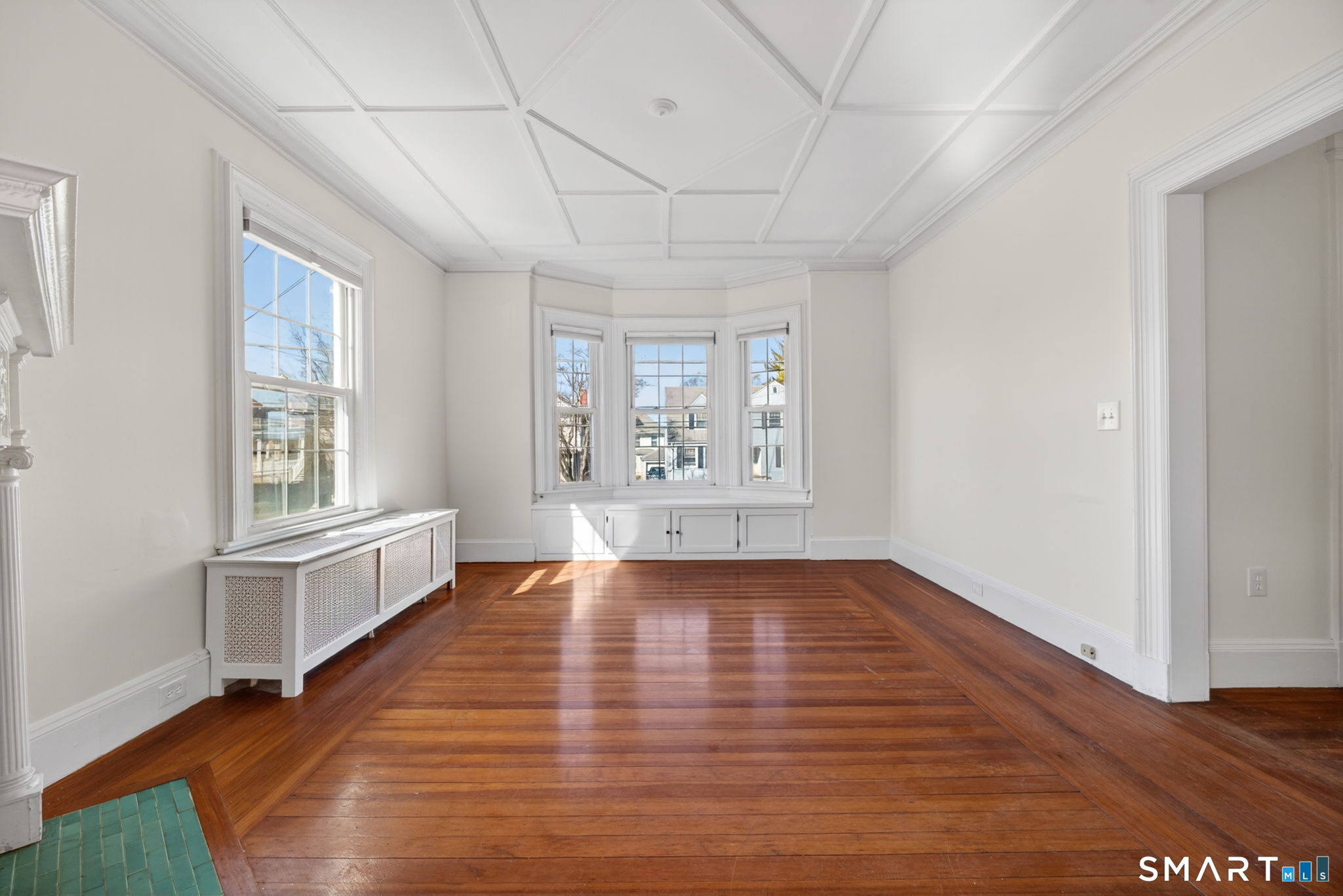314 Ocean Avenue New London CT 06320