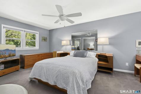 6 Webster Place Newtown CT 06470