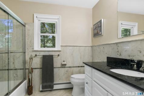 6 Webster Place Newtown CT 06470