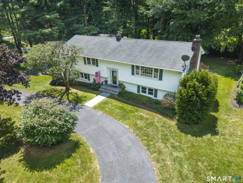 6 Webster Place Newtown CT 06470