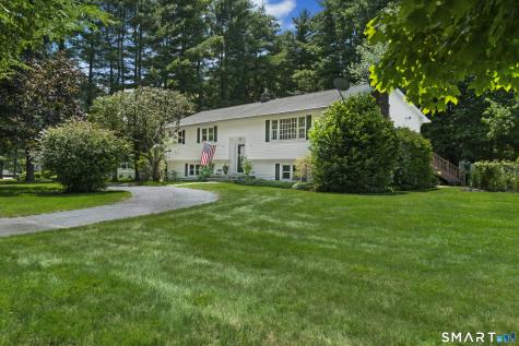 6 Webster Place Newtown CT 06470