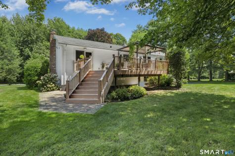 6 Webster Place Newtown CT 06470