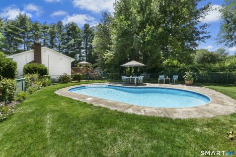 6 Webster Place Newtown CT 06470