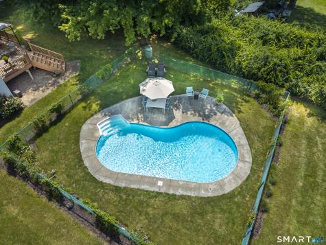 6 Webster Place Newtown CT 06470