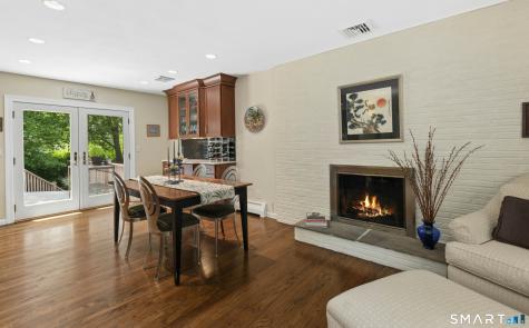 6 Webster Place Newtown CT 06470