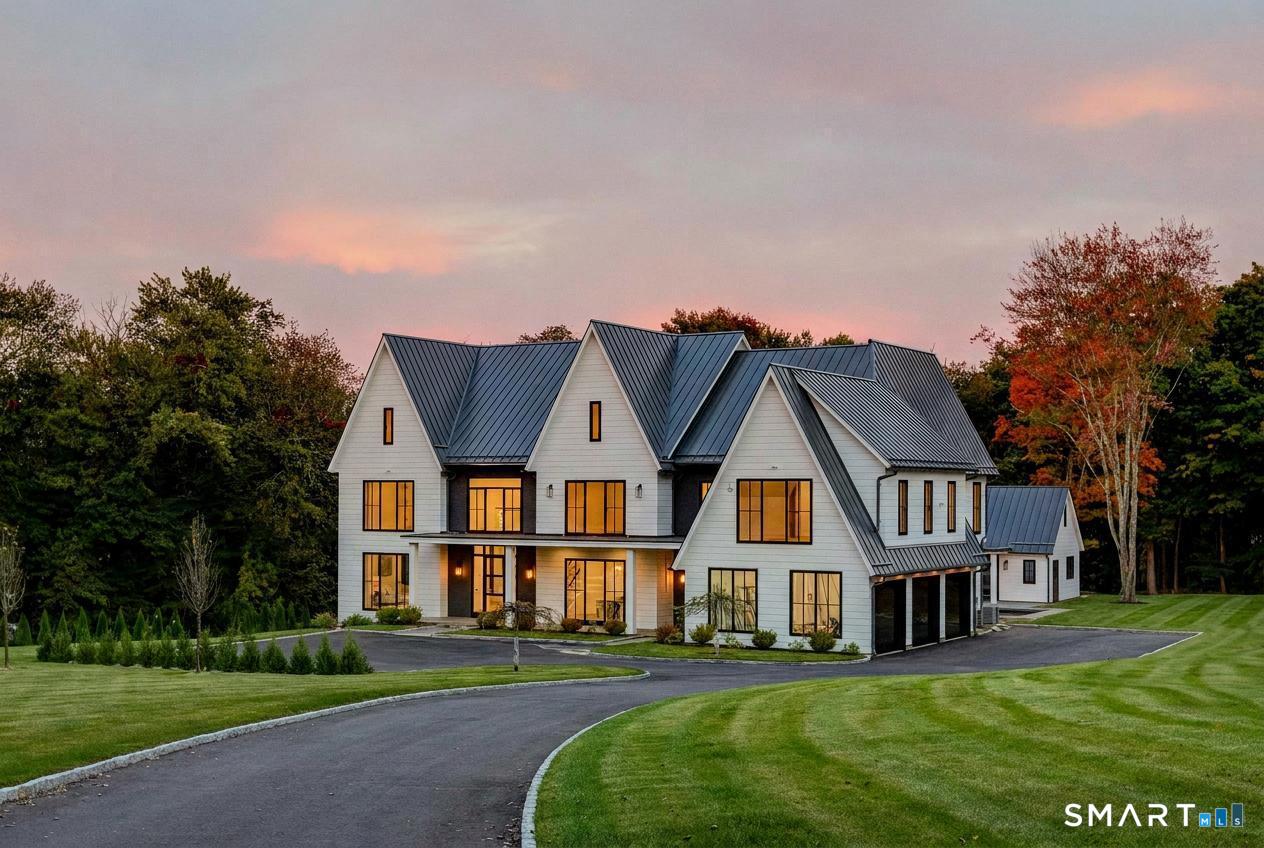 729 Smith Ridge Road New Canaan CT 06840