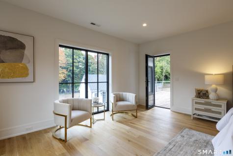 729 Smith Ridge Road New Canaan CT 06840