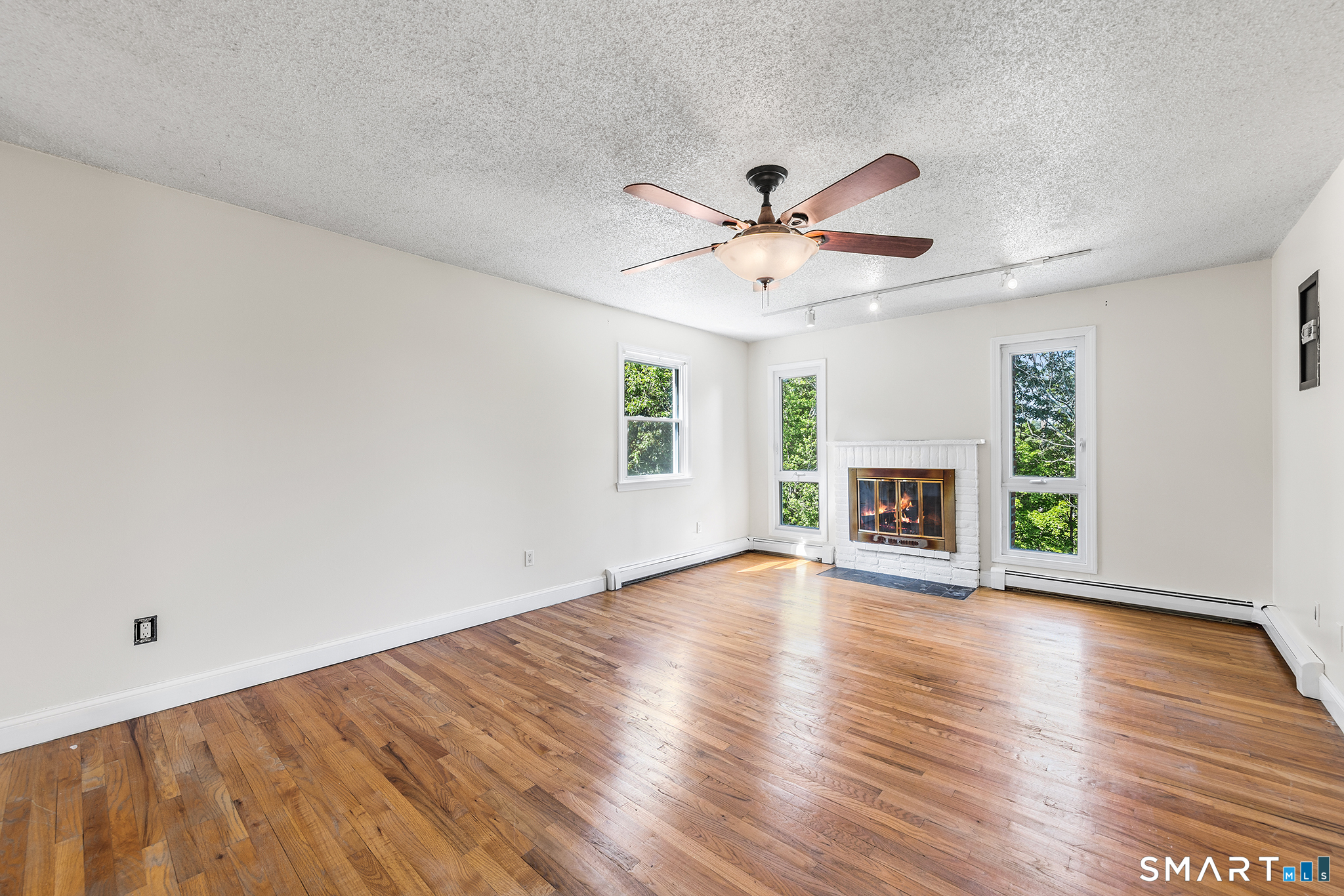 45 East Gate Road Danbury CT 06811