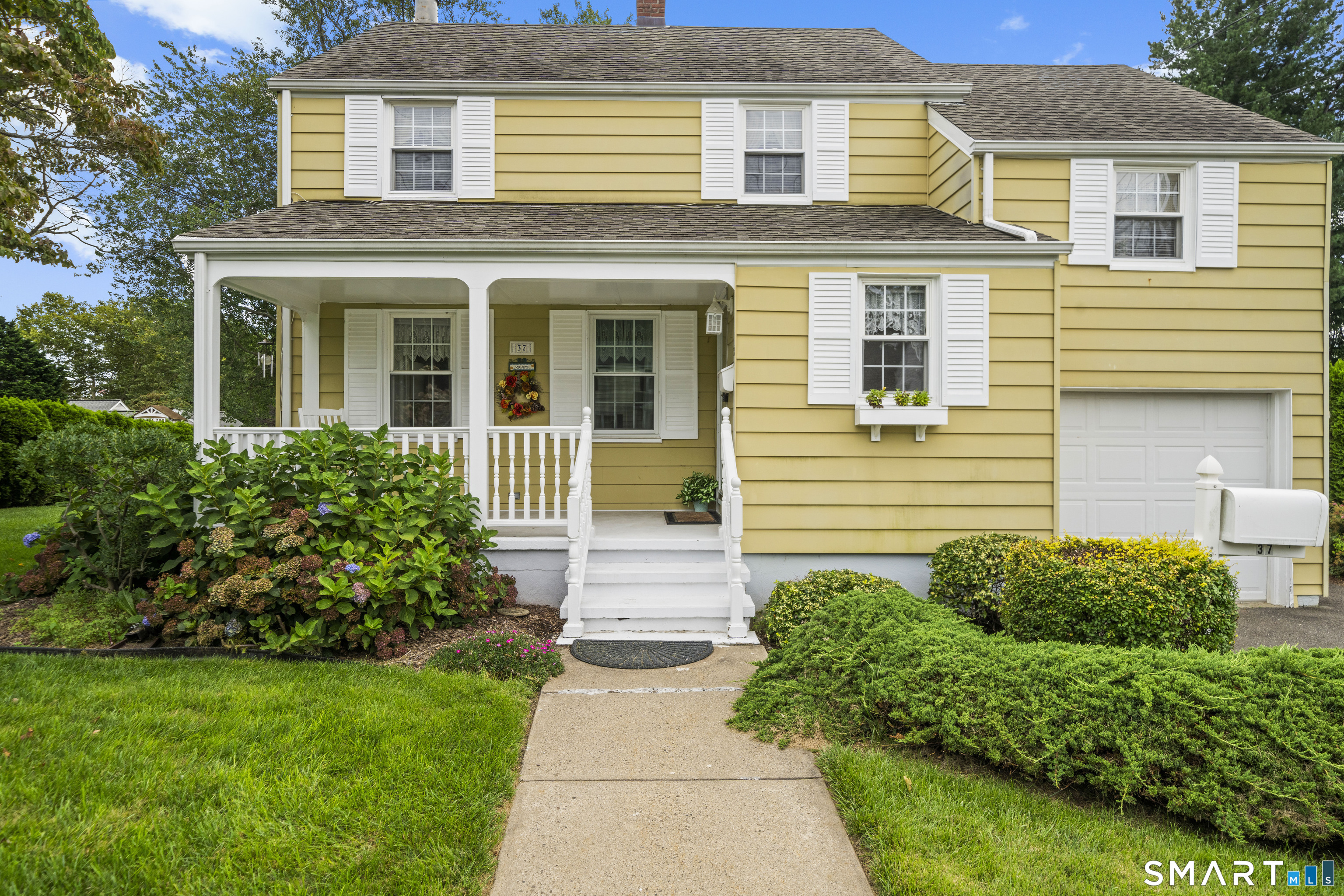 37 Sunflower Avenue Stratford CT 06614