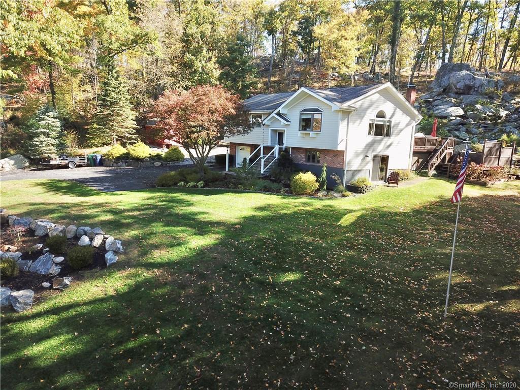7 Galloping Hill Drive New Fairfield CT 06812