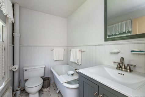 14 Cook Street Washington CT 06794