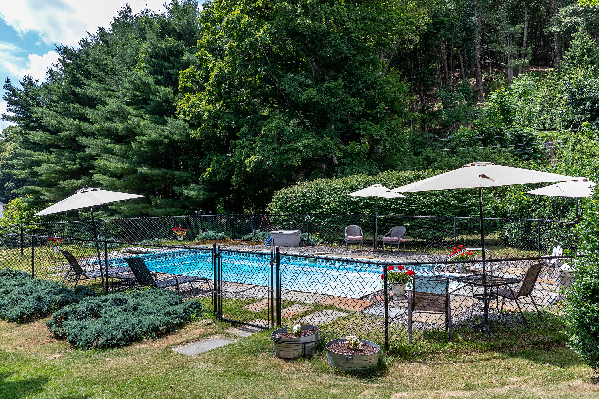 14 Cook Street Washington CT 06794