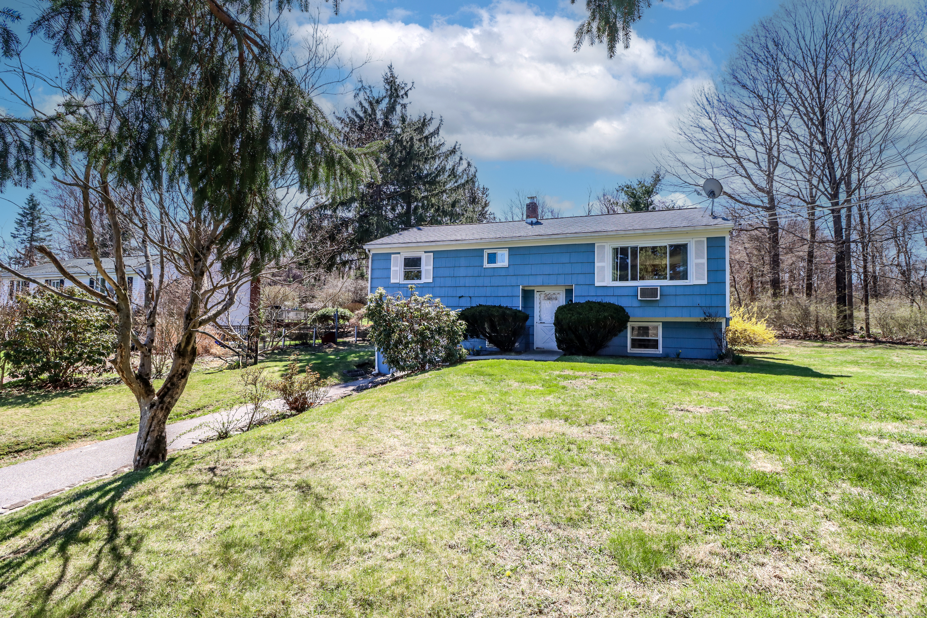 20 Polaris Drive New Milford CT 06776