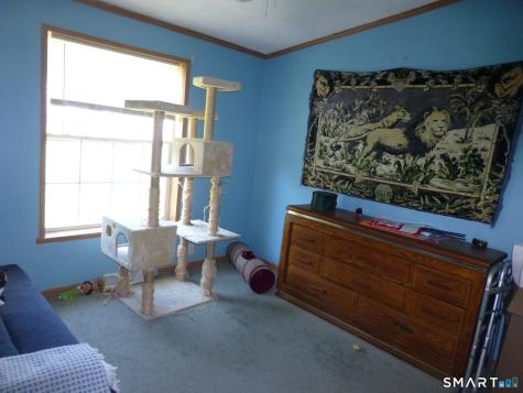 15 Golden Road Montville CT 06382