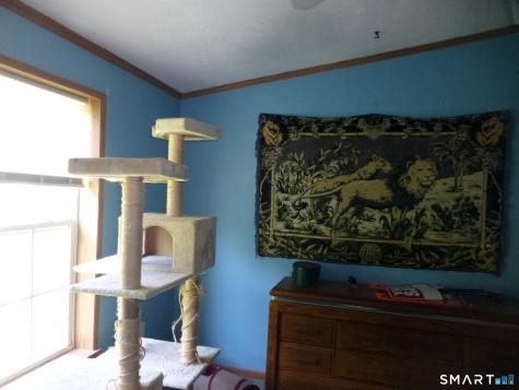 15 Golden Road Montville CT 06382